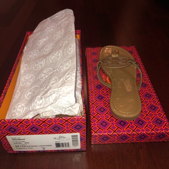 Tory Burch Miller 8 Sand Sandals Patent - Picture 2 of 2